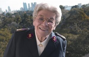 구세군 장군 에바 버로우