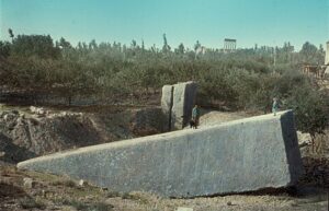 바알베크 채석장에 있는 초대형 미완성 거석 ‘임산부의 돌’ 모습