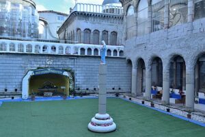 후스토 성당 내 중정