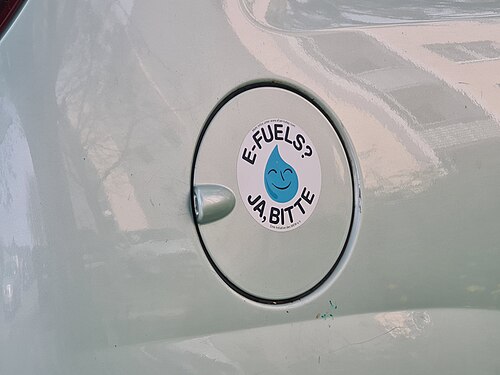 E-Fuel을 옹호하는 스티커